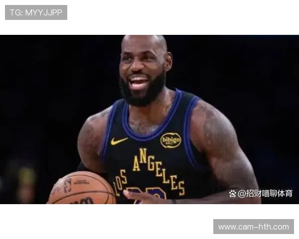 詹姆斯41岁演空接暴扣，刷新最年长30+得分历史纪录