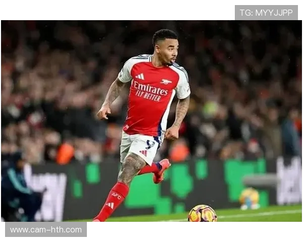 阿森纳3-2客胜伯恩茅斯，赖斯带伤梅开二度助球队五连胜领跑积分榜